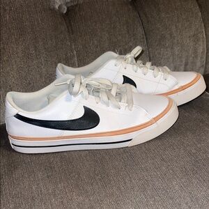 Nike White and Black Sneakers with Tan Trim